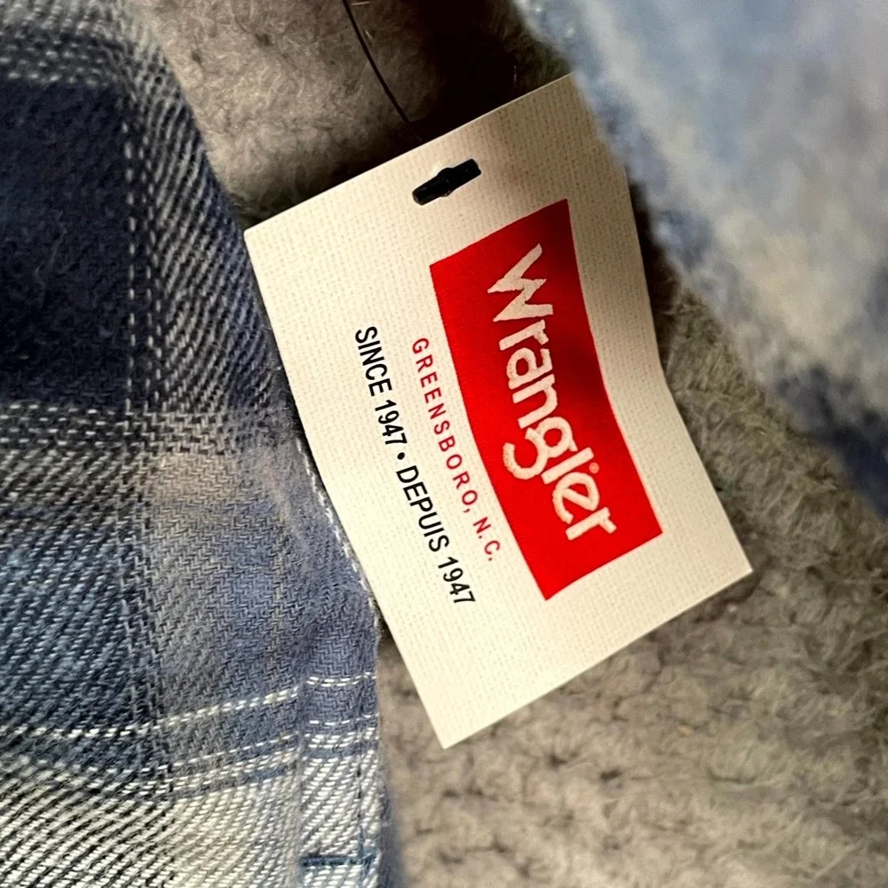 Wrangler Authentics Hooded Flannel Shirt Jacket Mens Small Quilted Lined Outdoor